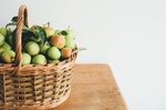 Arranging the fruit basket. A computational approach towards a better understanding of adolescents' diet-related social media communications